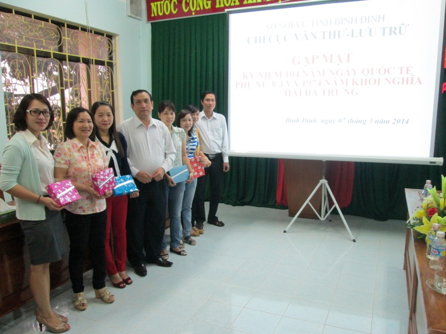 CÔNG ĐOÀN CSTV CHI CỤC VĂN THƯ – LƯU TRỮ TỔ CHỨC GẶP MẶT CHÀO MỪNG NGÀY QUỐC TẾ PHỤ NỮ 8/3